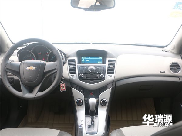 2011款雪佛兰科鲁兹，线条流畅有力量感