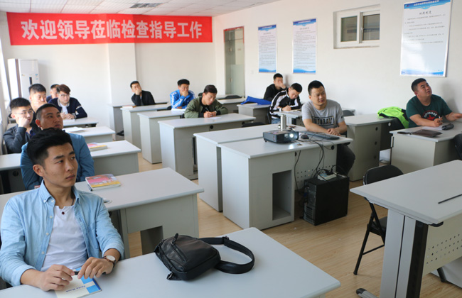 二手车鉴定评估师培训报名成本是多少？