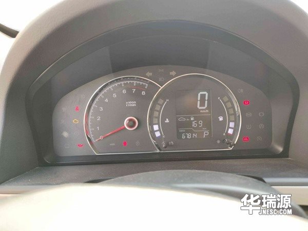 2013款自动档荣威350，省油省心，带你享受生活