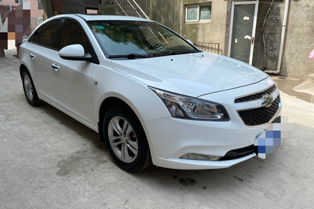 汉中二手雪佛兰科鲁兹 2015款 三厢 1.5L SE MT 经典版